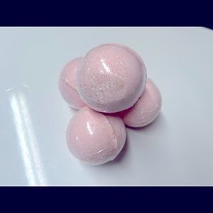 Handmade bath bombs